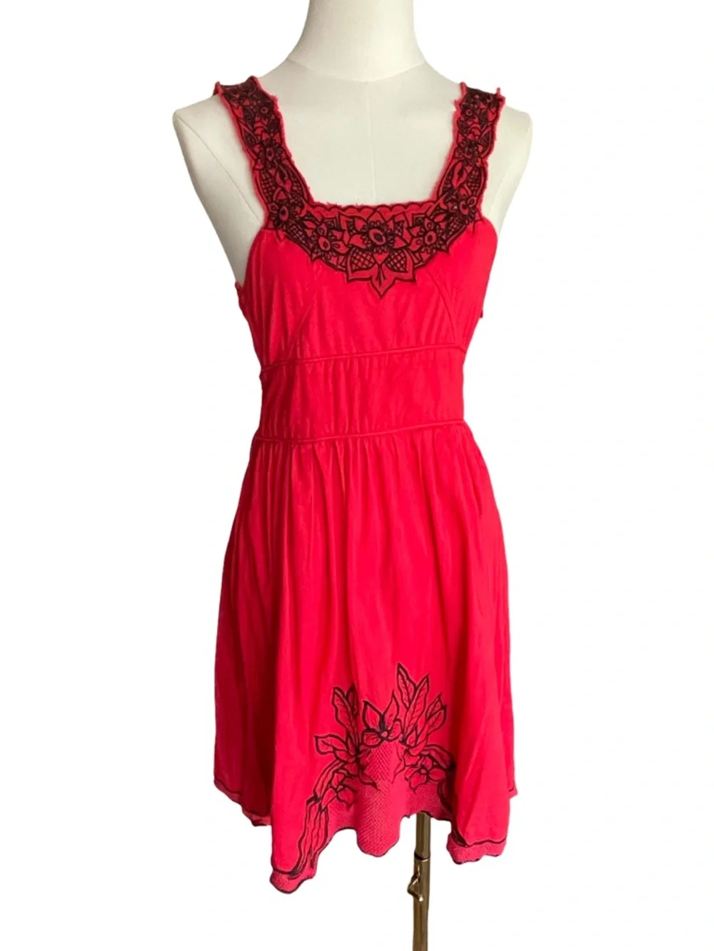 Free People Red and Black Lace Trim Boho Cotton Mini Dress Size 0 - Picture 8 of 16